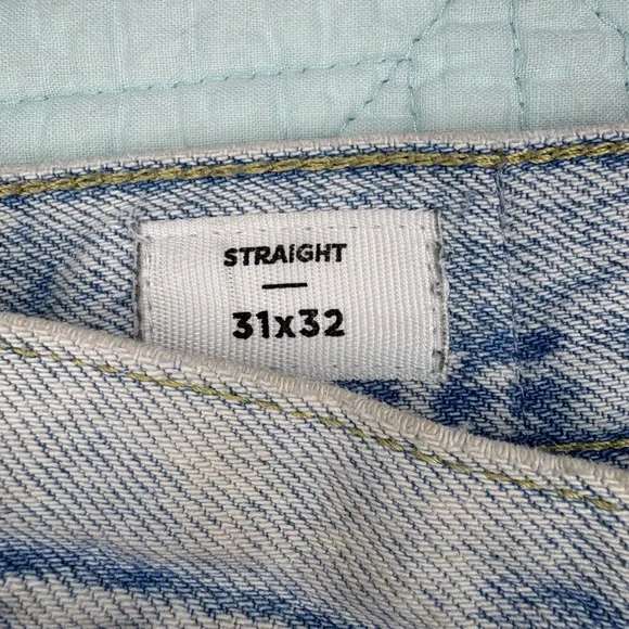 PacSun Light Wash High-Rise Women's Jeans - “Dad Jeans” - Picture 4 of 10